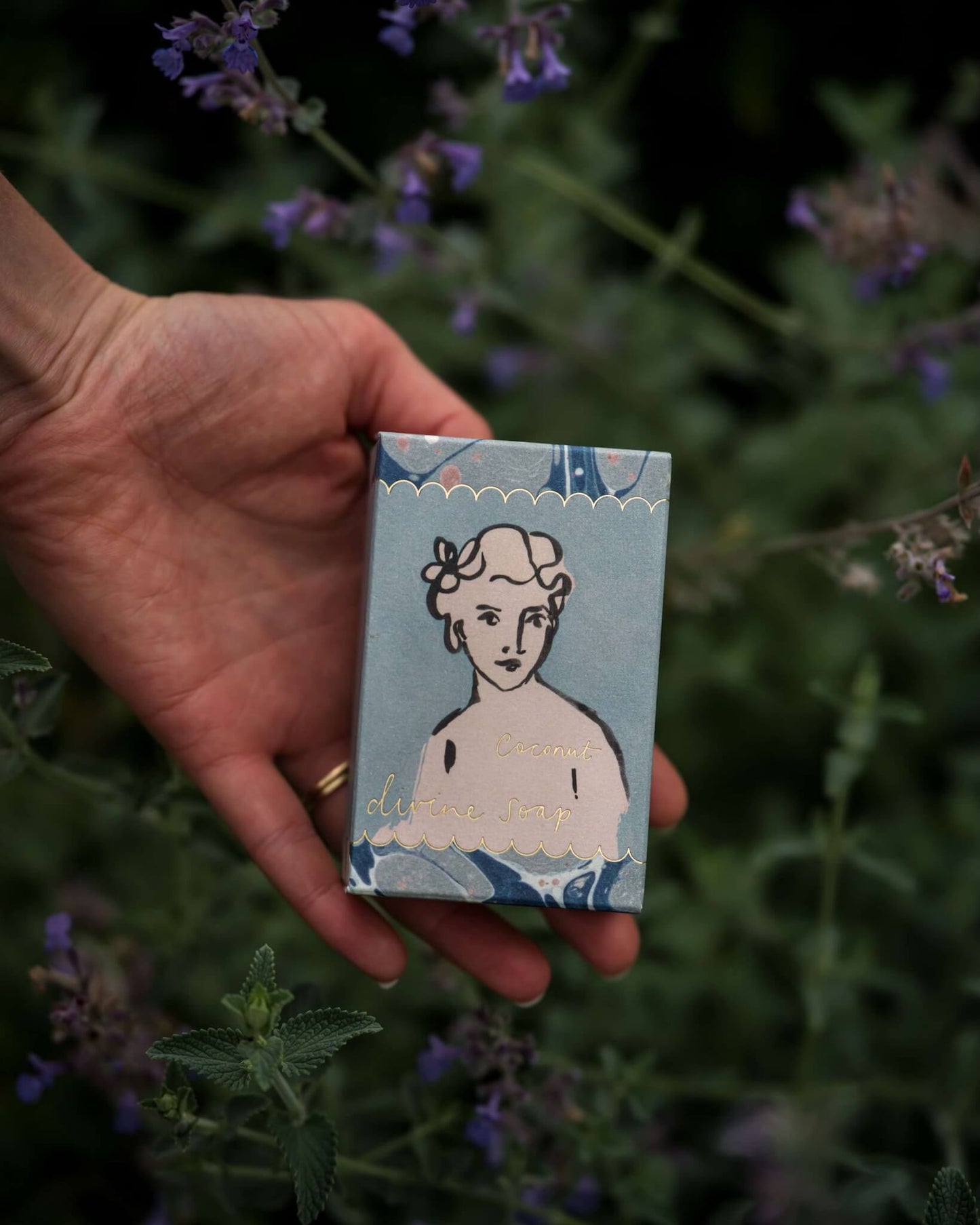 Archivist Divine Soap – Coconut