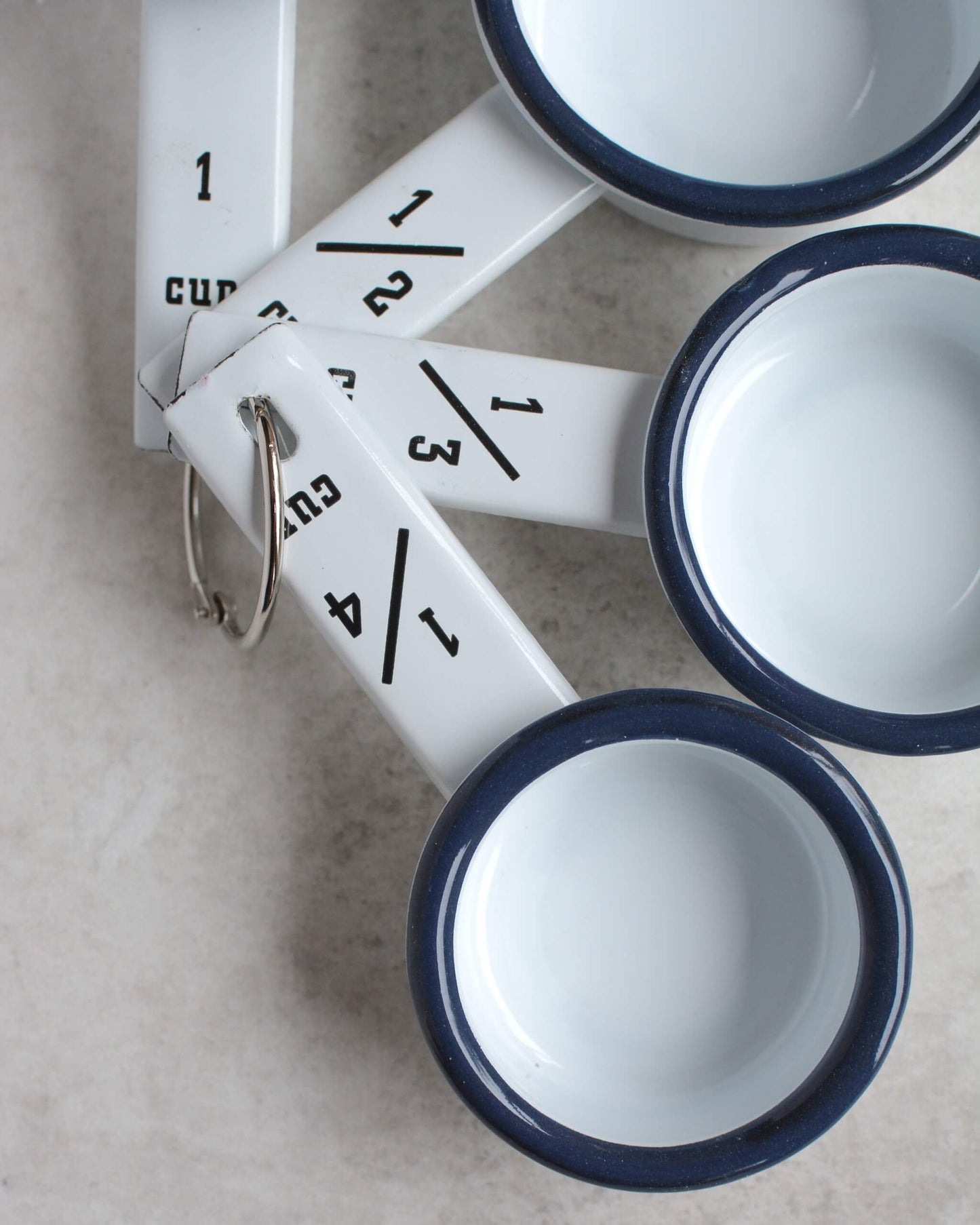 Enamel Measuring Cup Set