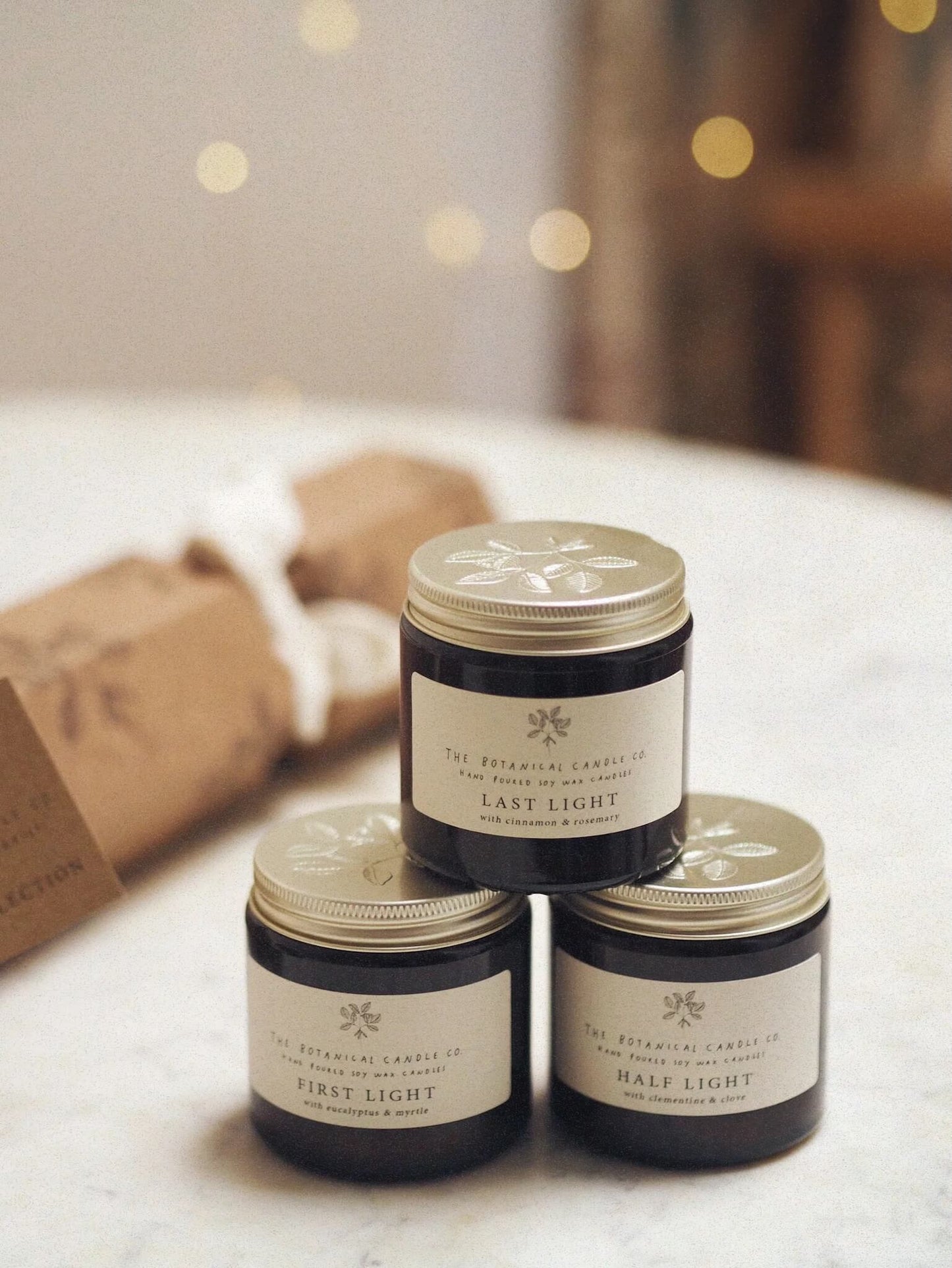 The Winter Light Candle Cracker